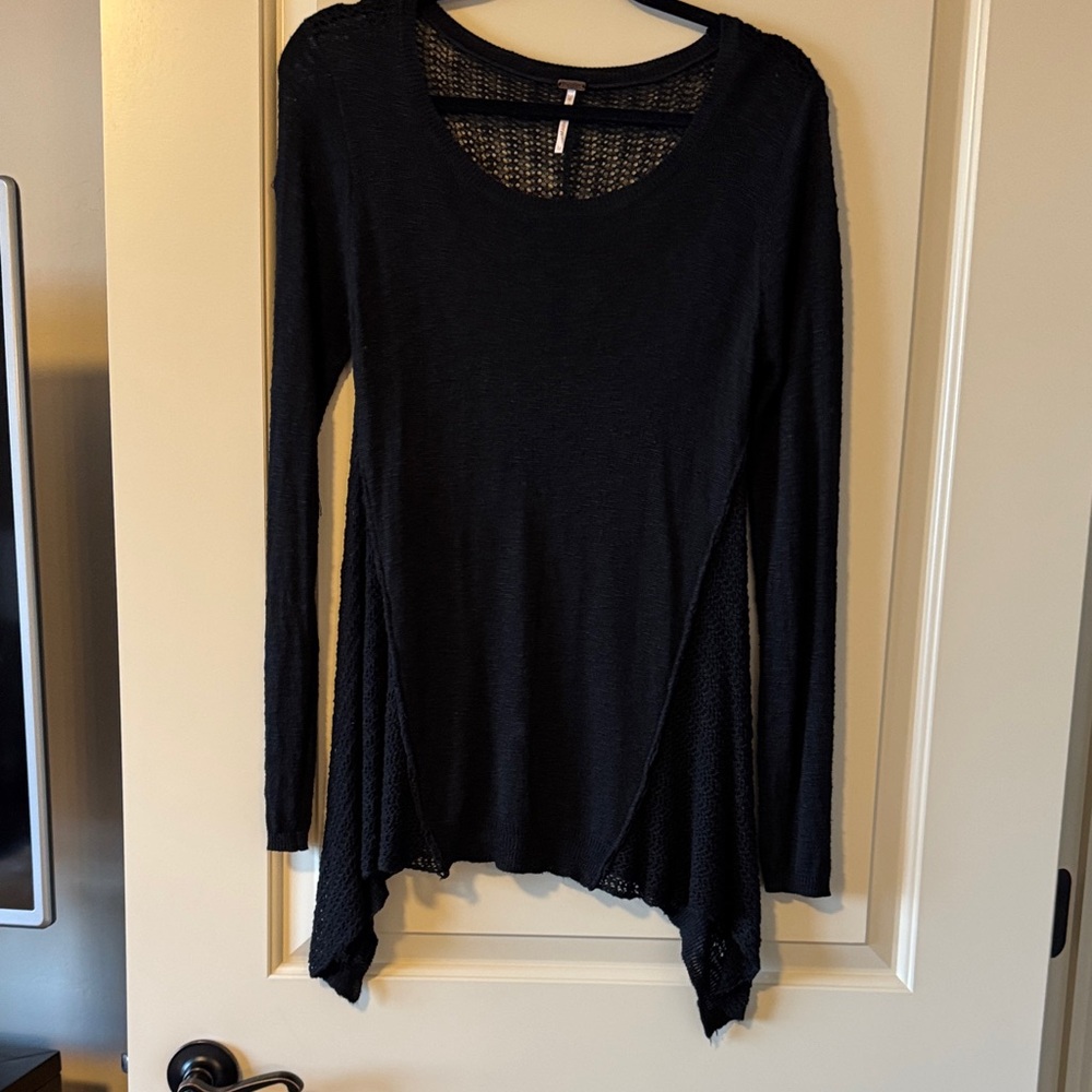 Poof! Elegant Black Long Sleeve Top